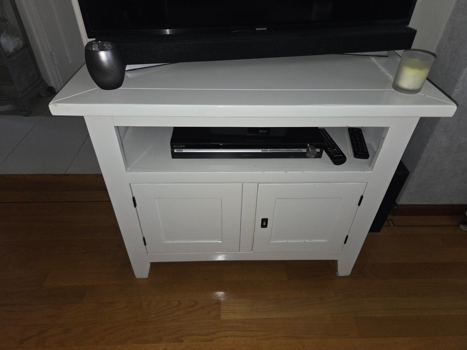 Wit tv-meubel met opbergruimte (90x52 cm), Gebruikt, Minder dan 100 cm, Overige houtsoorten, 50 tot 75 cm