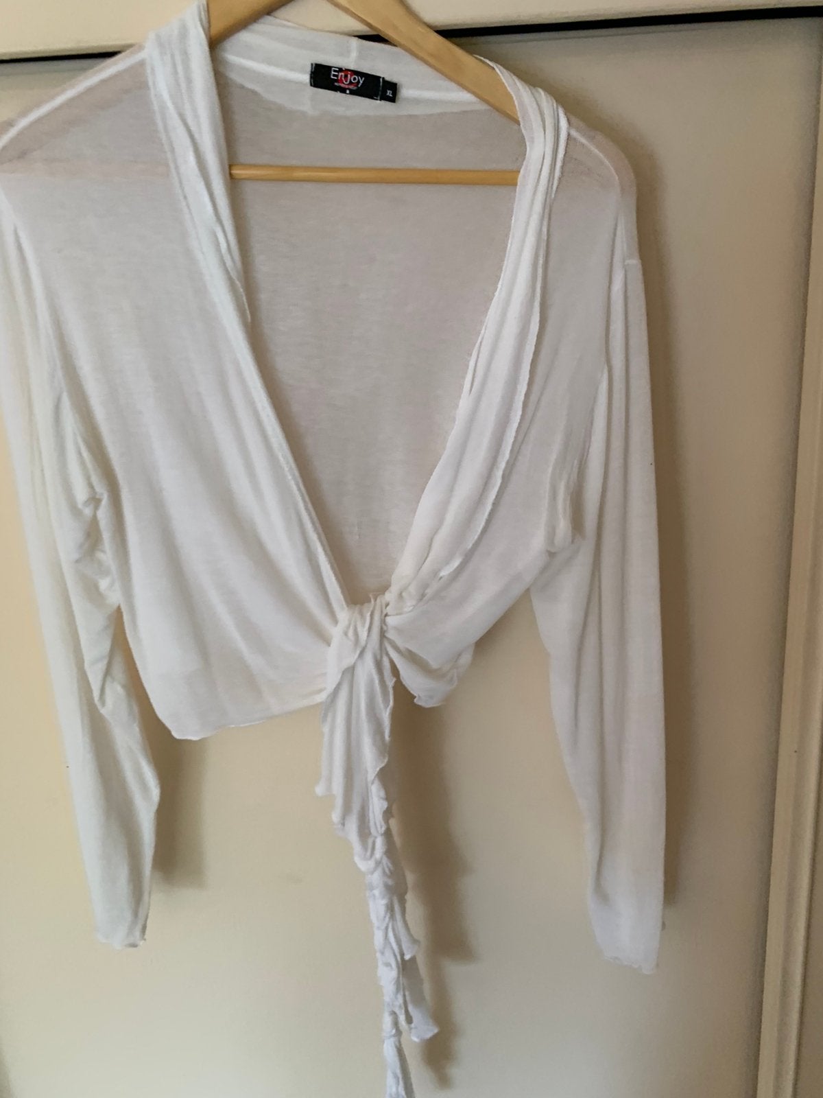 Wit knoop vestje maat 38/40, Maat 38/40 (M), Wit, Ophalen of Verzenden, Lange mouw