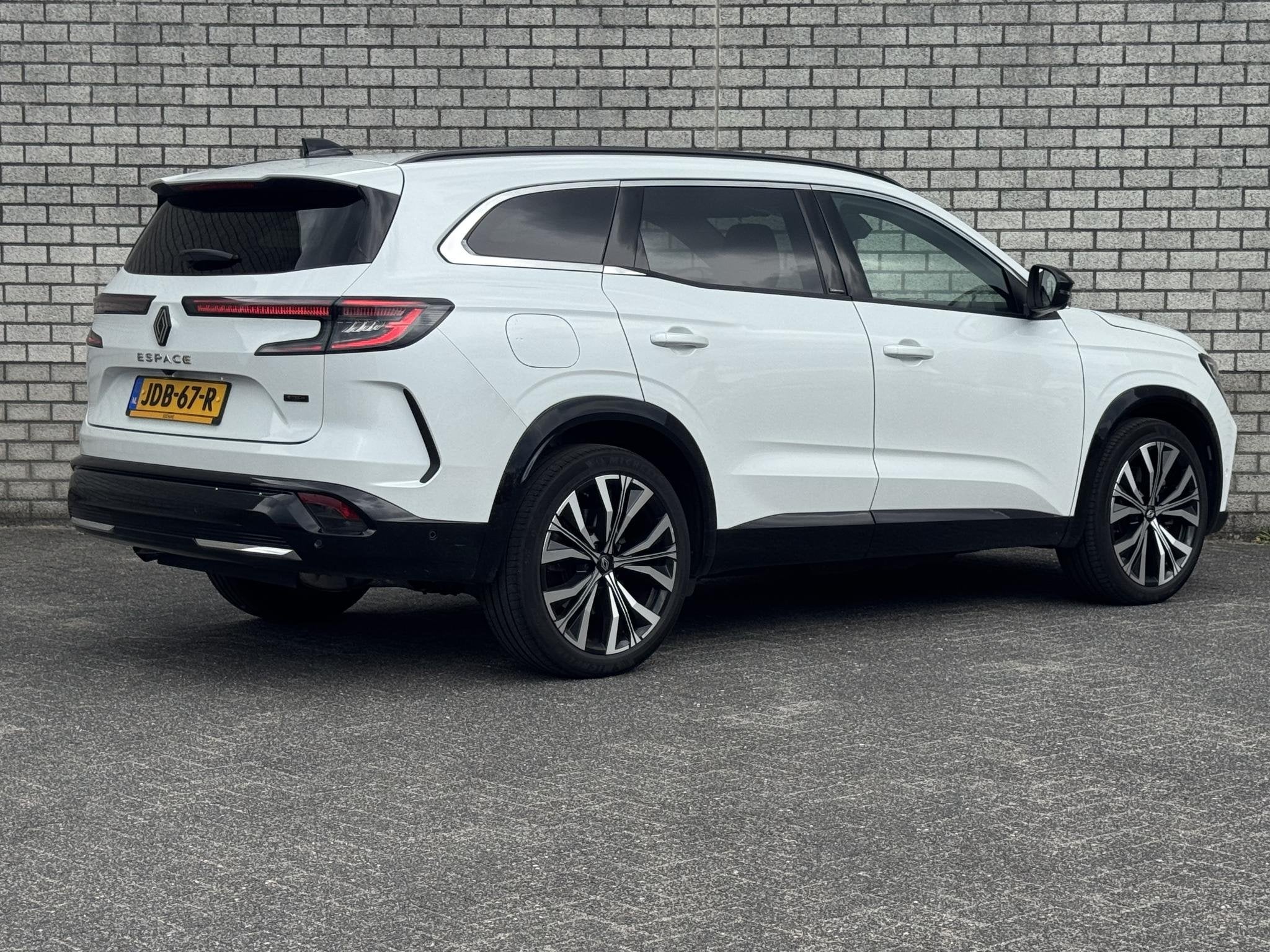 Renault Espace E-Tech Full Hybrid 200 Iconic 5p. | Panoramad, Gebruikt, 1199 cc, Wit, Origineel Nederlands