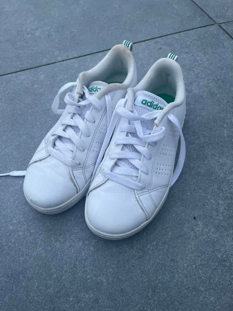 Adidas sneakers kids 34, Ophalen, Zo goed als nieuw, Jongen of Meisje, Sportschoenen
