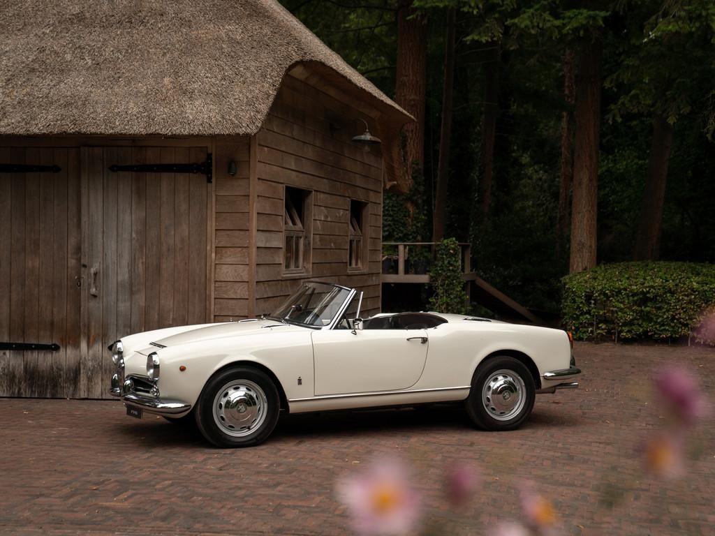 Alfa Romeo Giulia 1600 Spider | Origineel Nederlands, Auto's, Zwart, Cabriolet, Wit, Origineel Nederlands