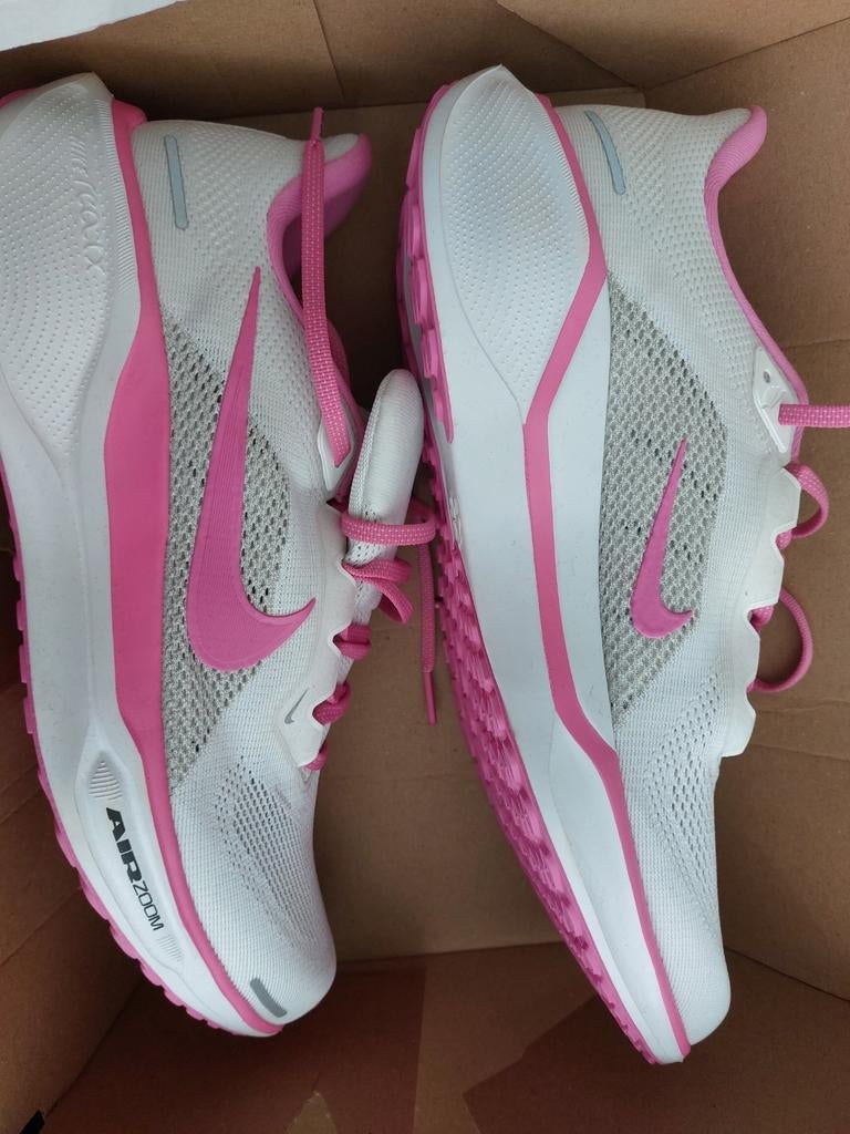Nike Air Zoom Hardloopschoenen - Wit/Roze, Maat 45, Nike, Nieuw, Ophalen of Verzenden, Wit