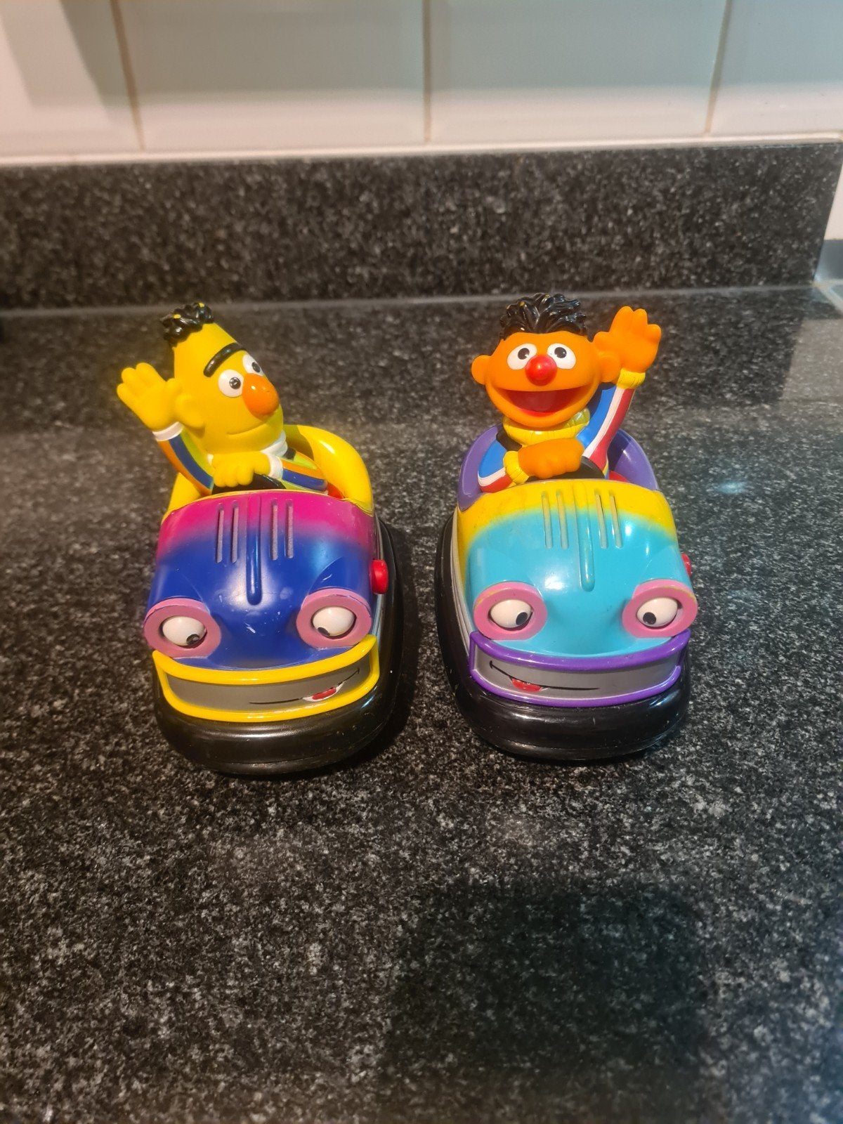 Bert en Ernie botsauto's, Ophalen of Verzenden, Gebruikt