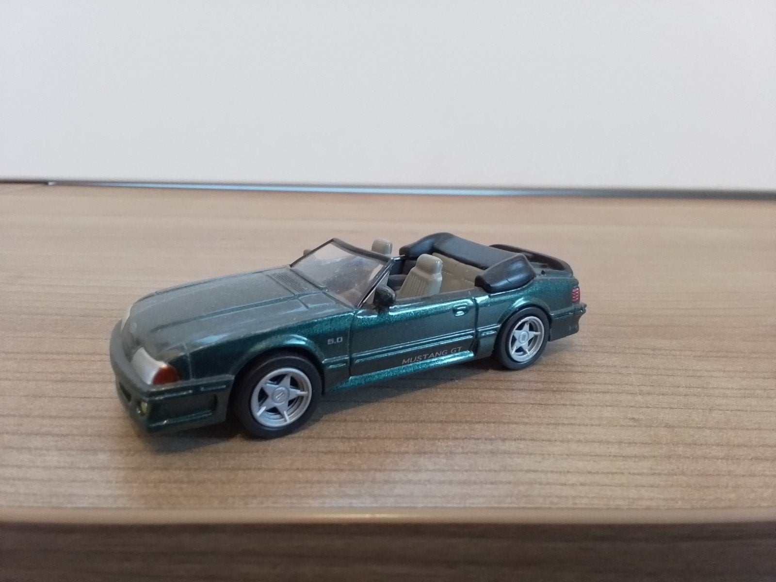 New Ray.  FORD MUSTANG GT.  groen metalic., Ophalen of Verzenden, Zo goed als nieuw, Auto, Overige merken