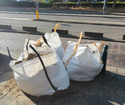 Gratis geel zand op te halen, Tuin en Terras, Zand, Ophalen, Gebruikt, Ophoogzand