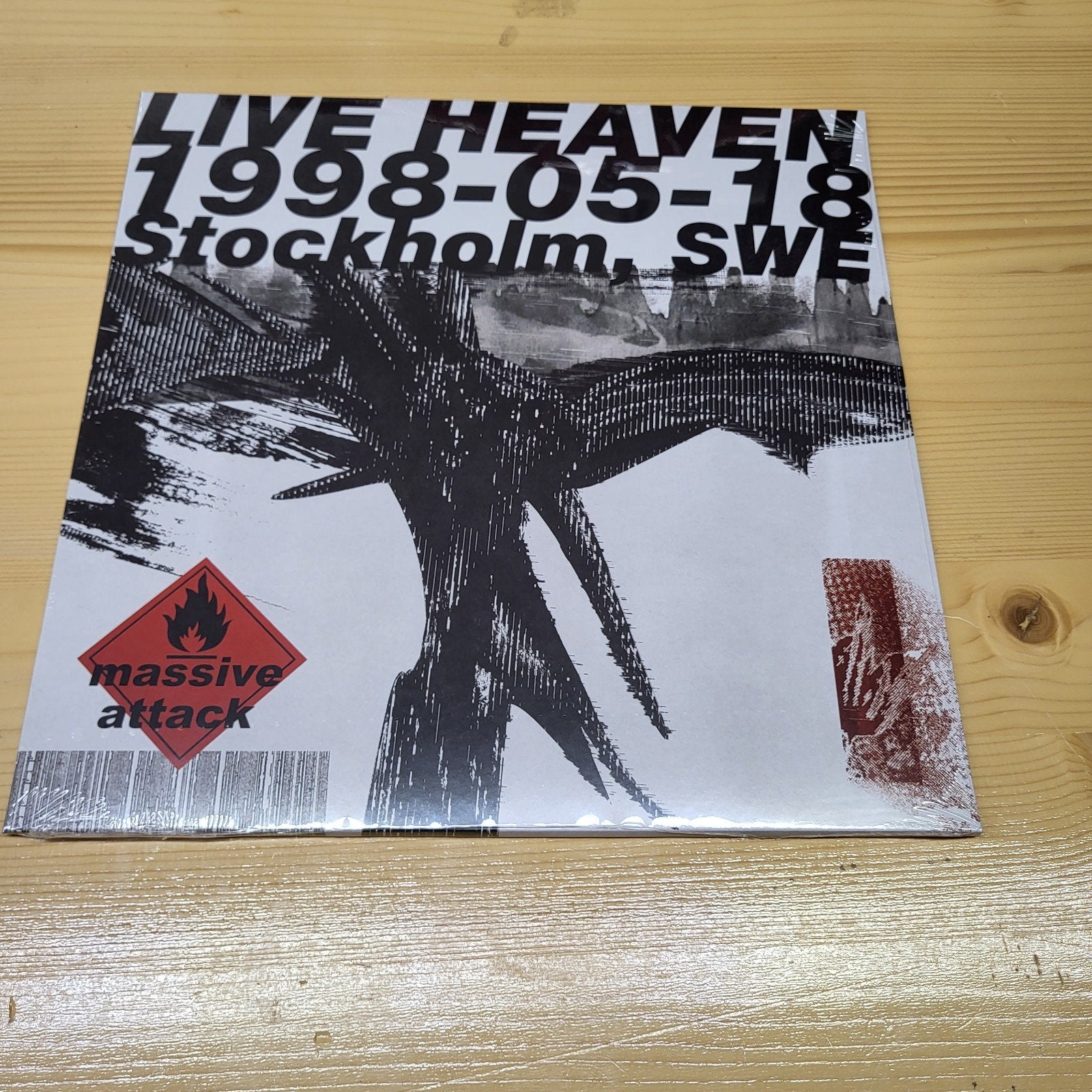 Massive Attack - Live Heaven 1998-05-18 Stockholm SWE LP, Ophalen of Verzenden, Nieuw in verpakking