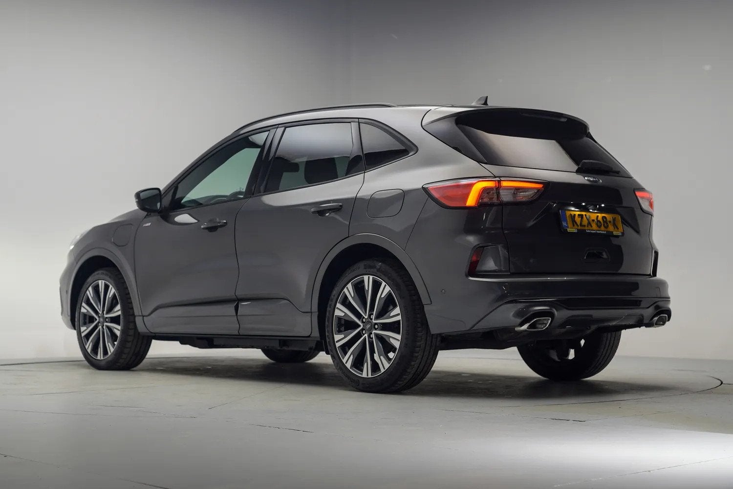 Ford Kuga 2.5 Plug-in Hybrid ST-Line X Aut. [ Adapt.cruise C, Auto's, Automaat, 14 kWh, Gebruikt, 4 cilinders