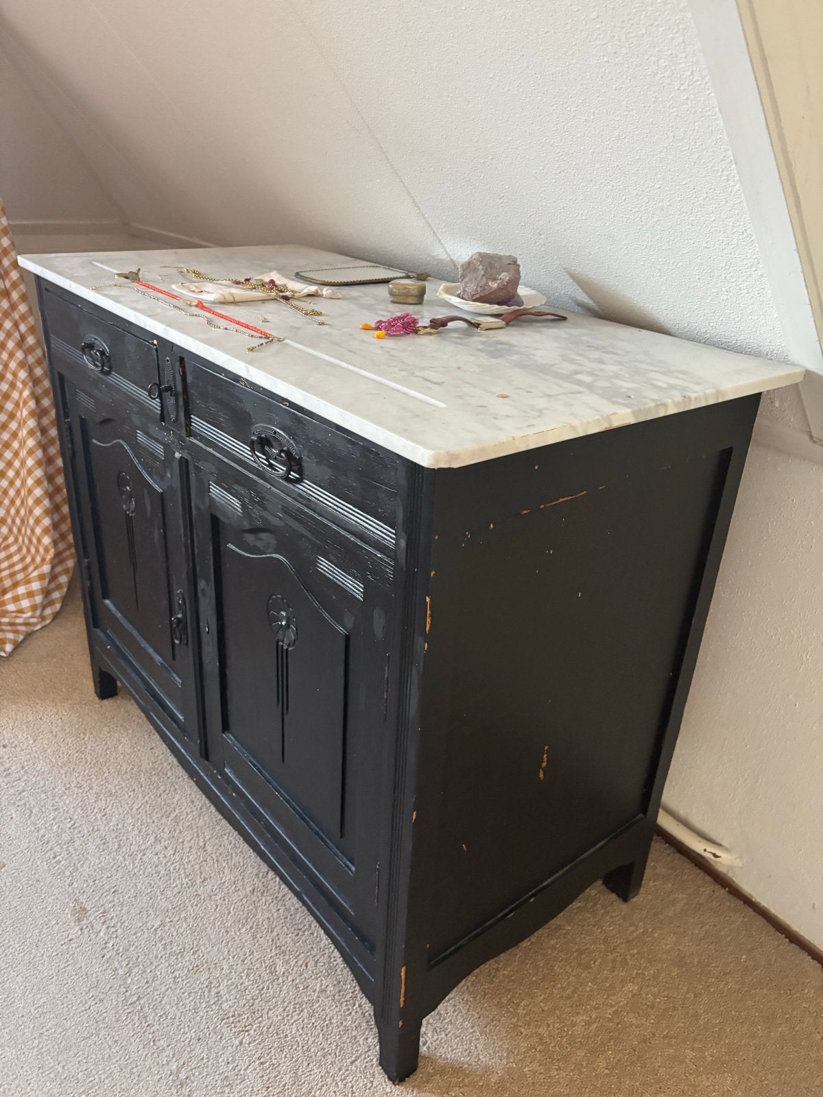 Antiek zwart dressoir met marmeren blad, Ophalen