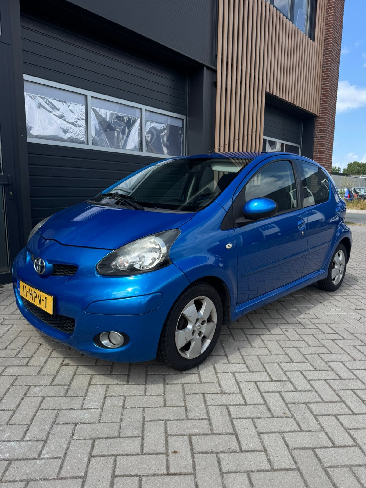 Toyota Aygo 1.0 12V Vvt-i 5DRS 2009 Blauw, Voorwielaandrijving, 68 pk, Origineel Nederlands, Handgeschakeld