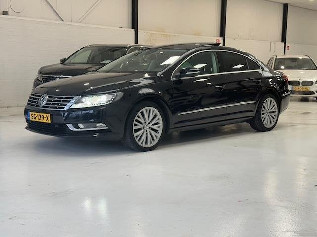 Volkswagen CC 1.4 TSI VOL OPTIE! DEALER ONDERHOUD, Auto's, Volkswagen, Euro 5, Zwart, 4 cilinders, 4 stoelen