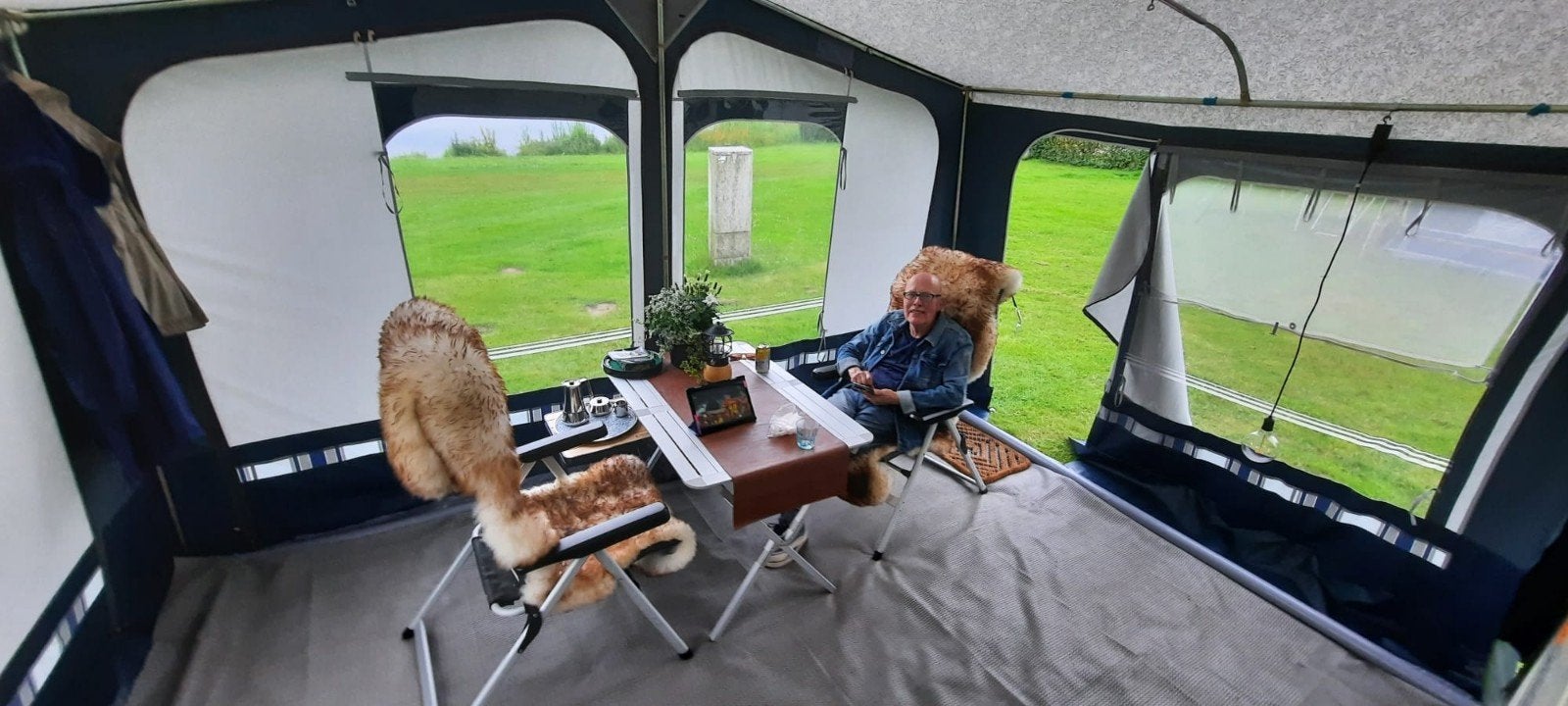 Mooie voortent voor Hobby 460, Ophalen