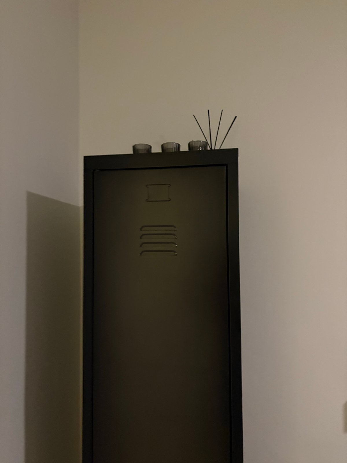 Zwarte metalen locker kast - Industrieel design, Ophalen, Gebruikt