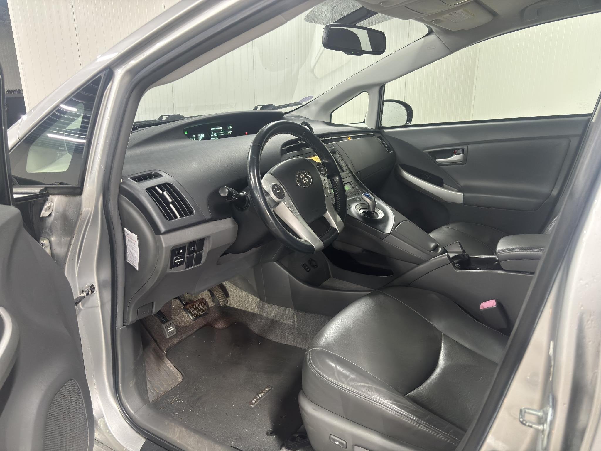 Toyota Prius 1.8 Executive NL Auto, onderhoud op orde, 2e ei, Auto's, 136 pk, Gebruikt, 4 cilinders, Hybride Elektrisch/Benzine