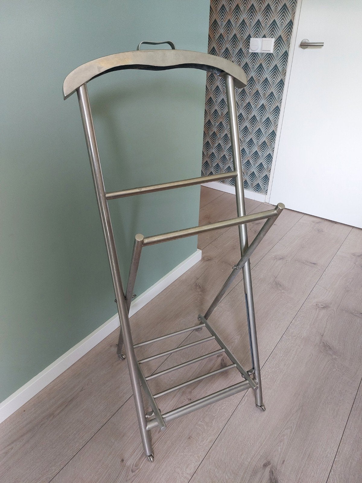 Dressboy / dressgirl op wieltjes, Huis en Inrichting, Ophalen, Zo goed als nieuw, Zilver, Metaal
