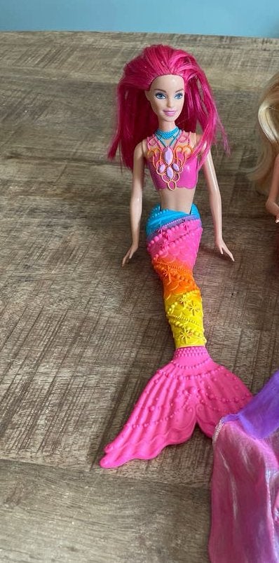 Barbie x zeemeerminbarbie, paard en Elsa, Ophalen of Verzenden, Zo goed als nieuw, Barbie