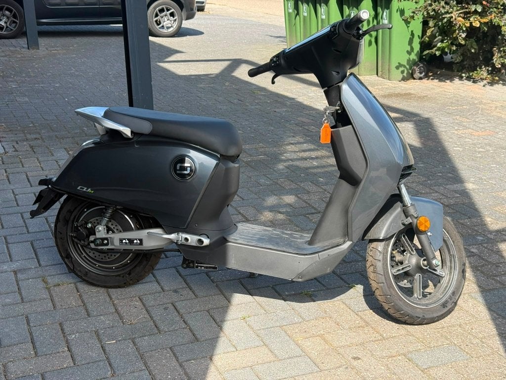 Super Soco CUx – Elektrische scooter – Accu defect, Fietsen en Brommers, Ophalen, Gebruikt, Overige typen, Overige merken