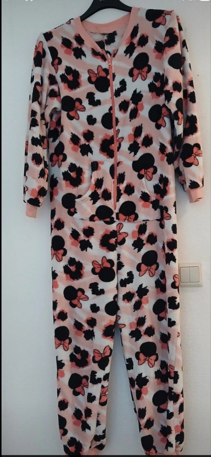 Disney Minnie Mouse Onesie - Roze/Zwart Luipaardprint, Ophalen of Verzenden, Gedragen