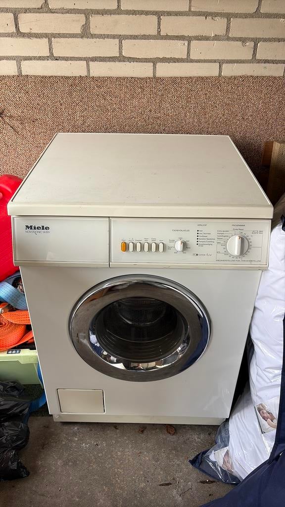 Miele wasmachine voor onderdelen, Witgoed en Apparatuur, Ophalen, 1200 tot 1600 toeren, 4 tot 6 kg, Handwasprogramma