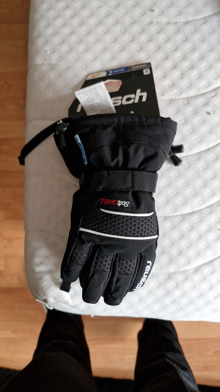 Nieuwe Reusch Softshell Skihandschoenen - Maat 4, Kinderen en Baby's, Kinderkleding | Mutsen, Sjaals en Handschoenen, Ophalen of Verzenden
