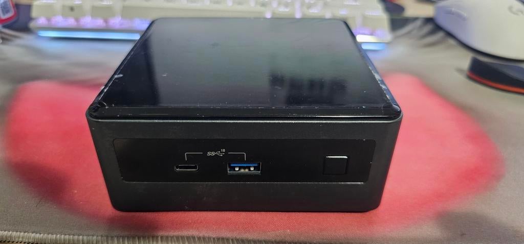 Intel nuc 10 i5, Computers en Software, Desktop Pc's, Zo goed als nieuw, 3 tot 4 Ghz, Ophalen of Verzenden
