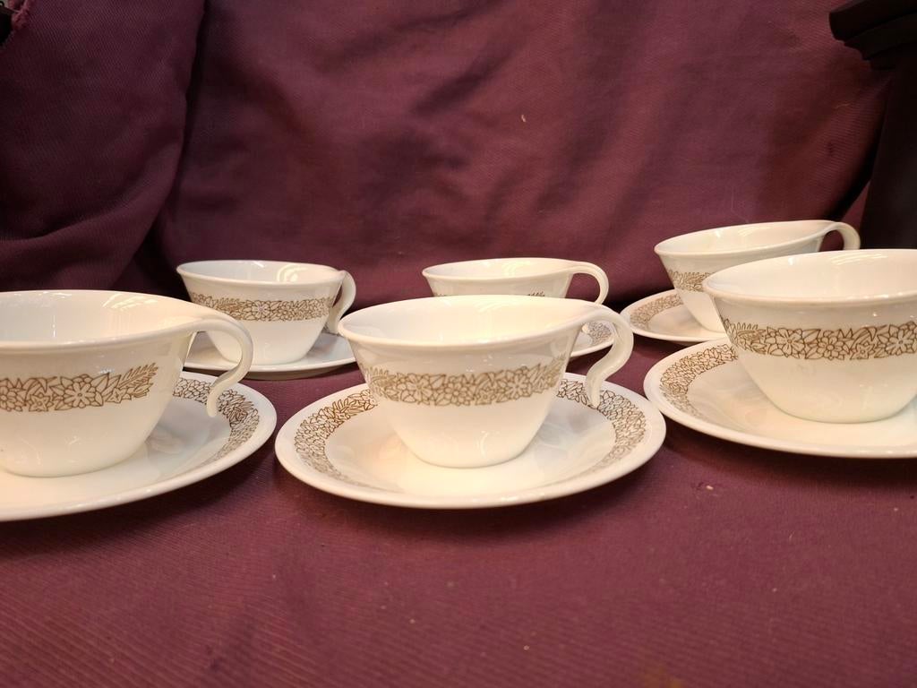 Vintage Corelle Woodland Brown kop en schotel set (6), Ophalen of Verzenden