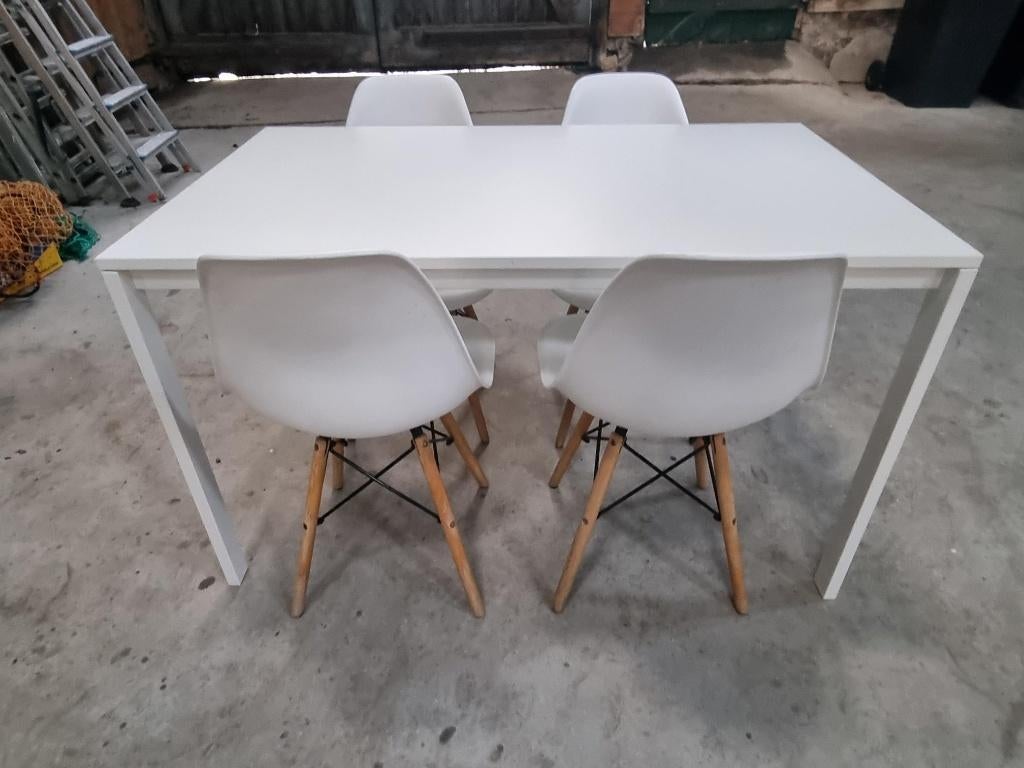 Tafel met stoelen zo goed als nieuw, Huis en Inrichting, Tafels | Eettafels, Ophalen, 50 tot 100 cm, 100 tot 150 cm, Zo goed als nieuw