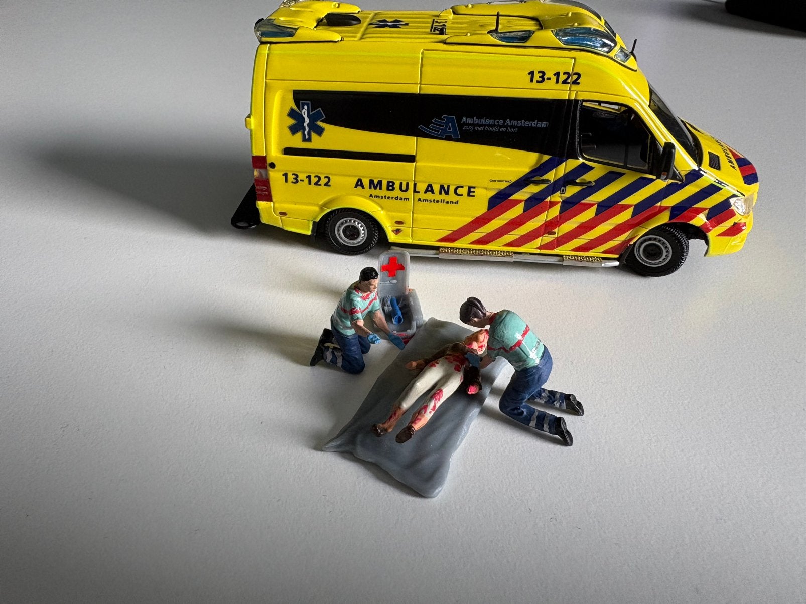 Ambulance figuren, Ophalen of Verzenden, Zo goed als nieuw, Auto, Overige merken
