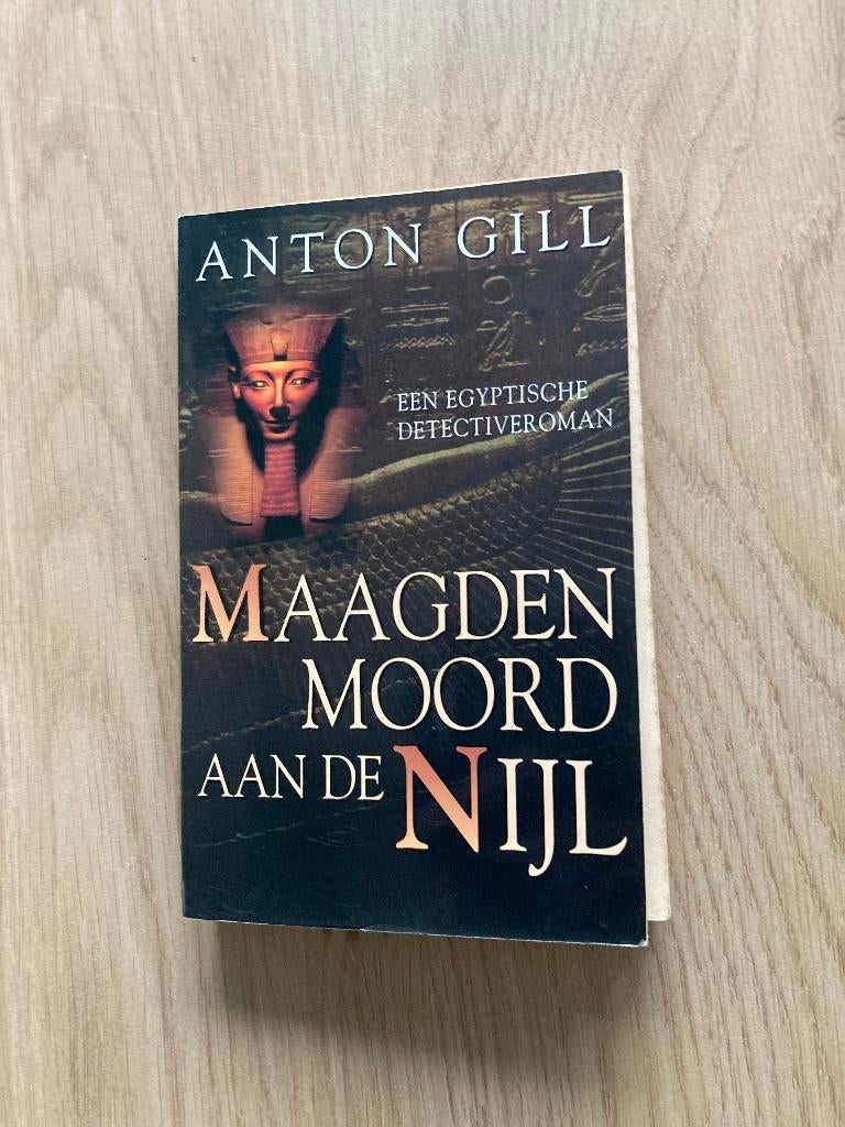 Boek Anton Gill, Ophalen of Verzenden, Gelezen