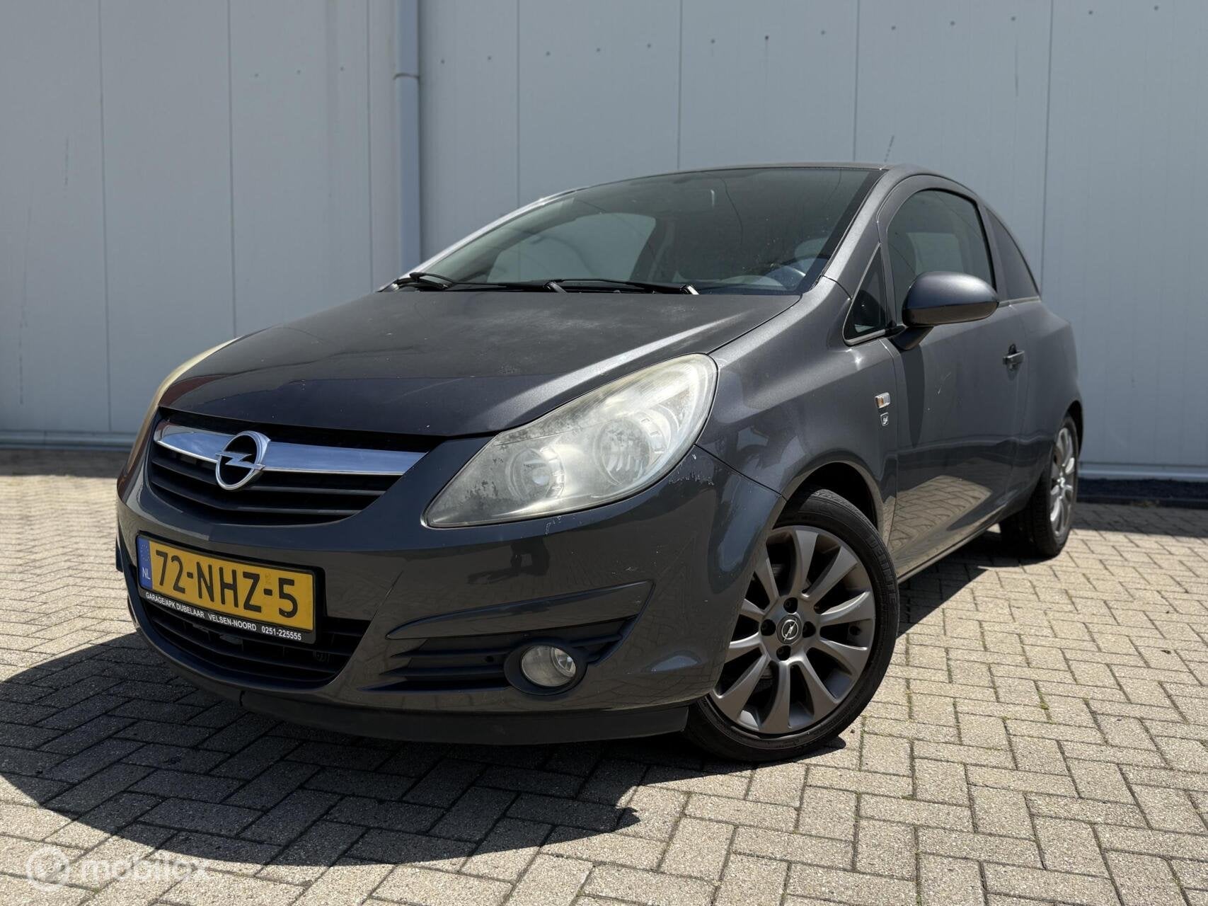 Opel Corsa 1.2-16V '111 Edition Automaat Airco Getinte ramen, Euro 5, 750 kg, 1229 cc, Origineel Nederlands