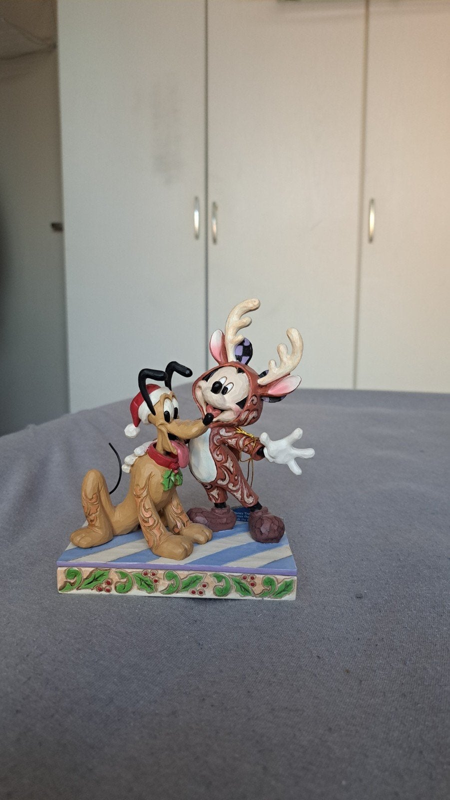 Disney Traditions Mickey & Pluto 'Festive Friends' Beeldje, Verzamelen, Disney, Ophalen