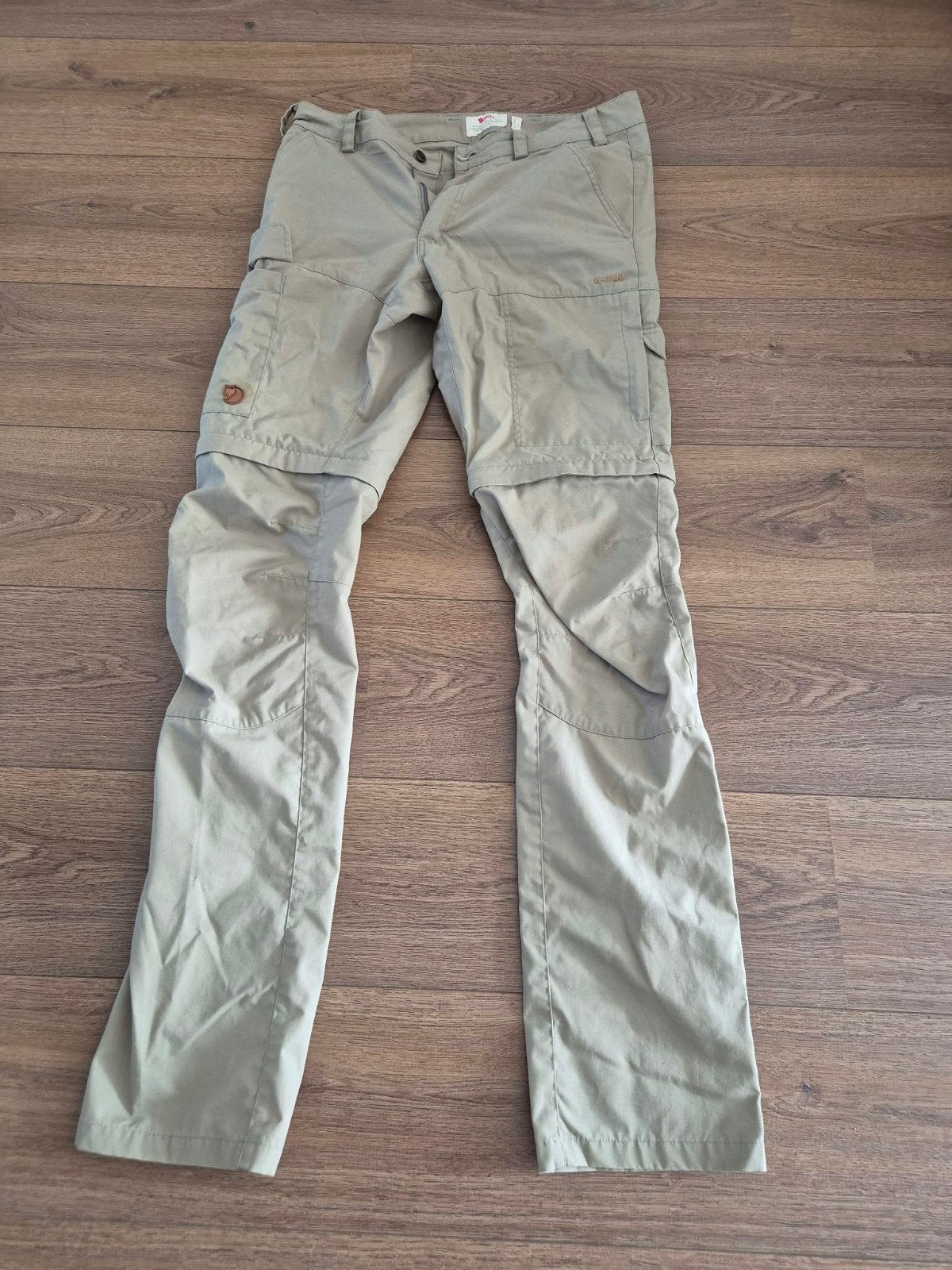 Fjällräven Karl Pro Zip-off M Herenbroek - Maat 46, Kleding | Heren, Broeken en Pantalons, Beige, Ophalen of Verzenden, Zo goed als nieuw