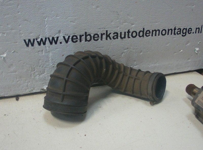 Luchtaanzuigslang Volvo XC70 (SZ) (2002-09/2007-08), Gebruikt, Siegburger Straße 229, Köln 50679, , Duitsland, Info@volvocars.com