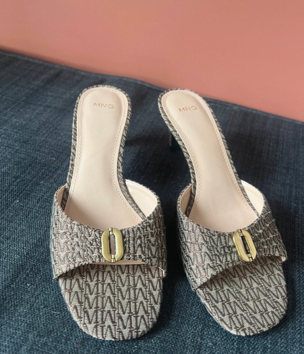 Mango slipper hakken, Ophalen of Verzenden, Zo goed als nieuw, Sandalen of Muiltjes