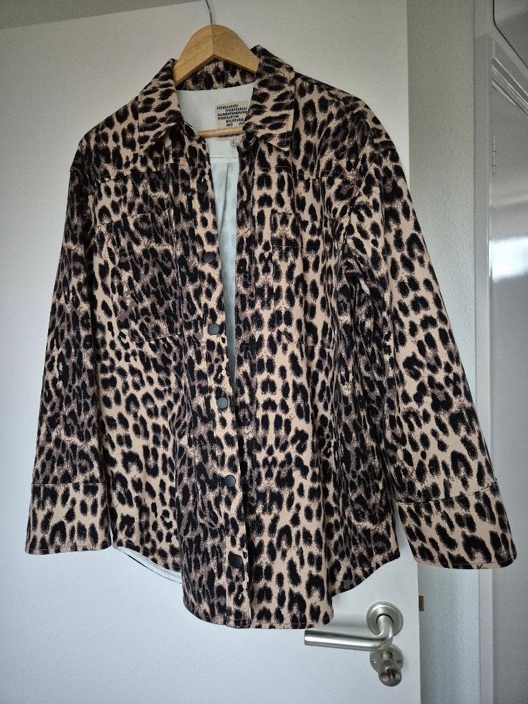 Gloednieuw denim jasje van Baum und pferdgarten mt L, Overige kleuren, Maat 42/44 (L), Nieuw, Ophalen of Verzenden