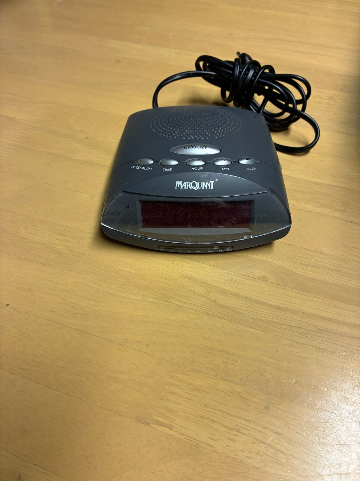 Marquant Wekker Radio - Compact en Functioneel, Ophalen of Verzenden, Gebruikt, Digitaal