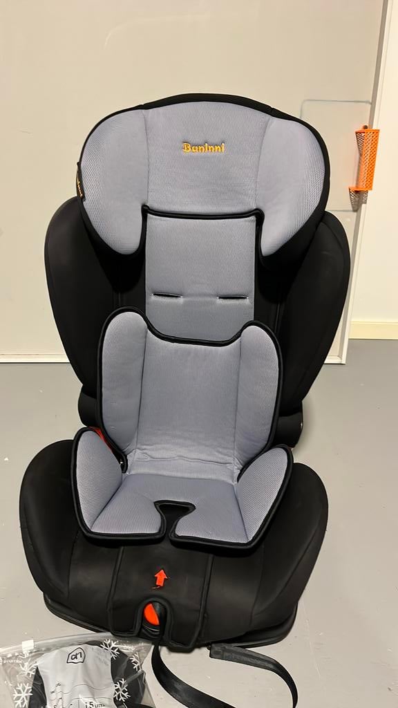 Autostoel baninni (9-36kg), Ophalen, Zo goed als nieuw, Overige merken, Autogordel