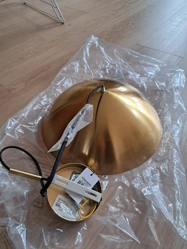 VT wonen gouden hanglamp - Nieuw in verpakking, Nieuw, E27 (groot), Ophalen of Verzenden, Modern, minimalistisch