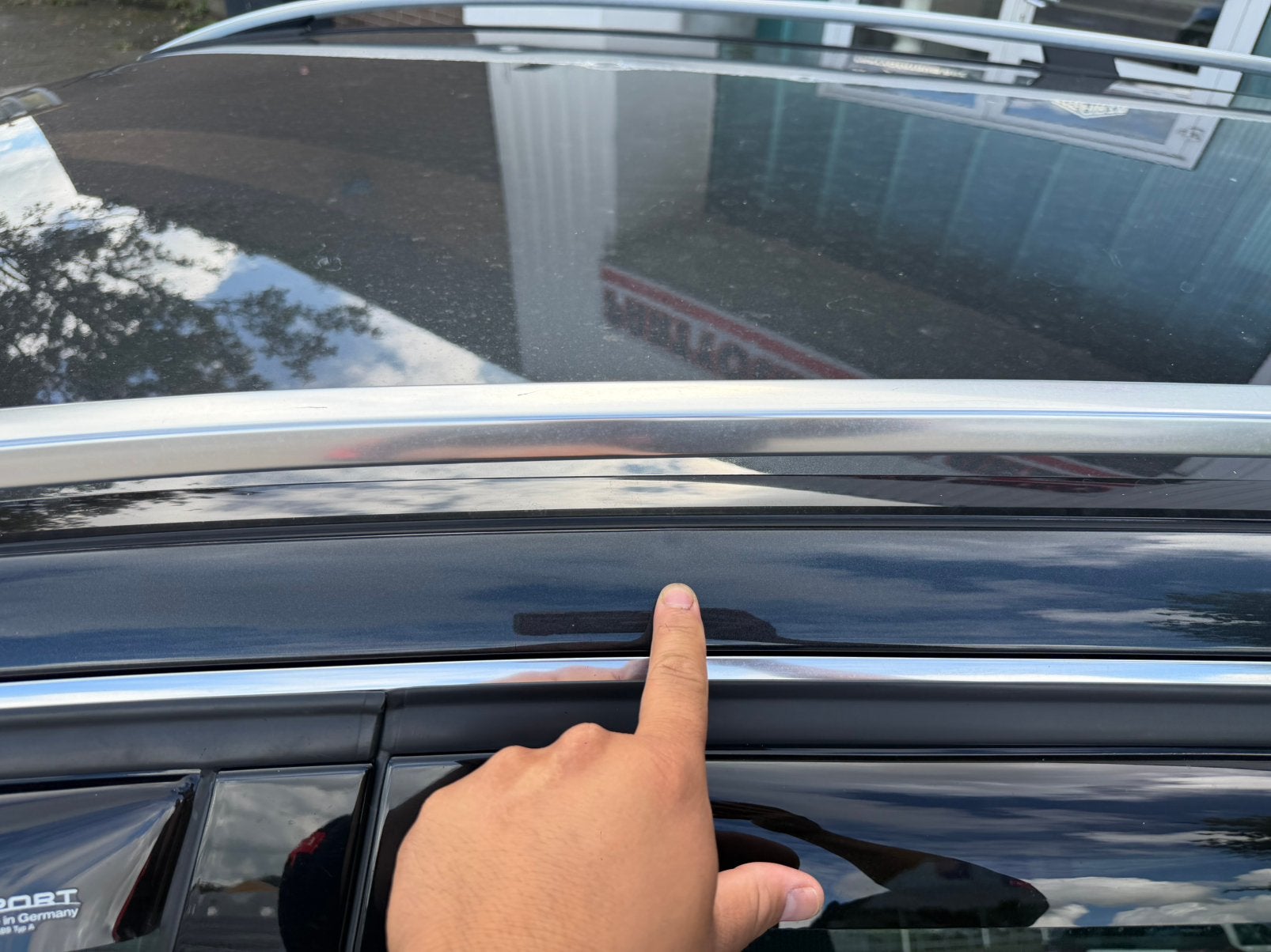 Foto 12 van Mercedes-Benz C-Klasse 1.6 C180 Kompr. Estate 2012 Zwart