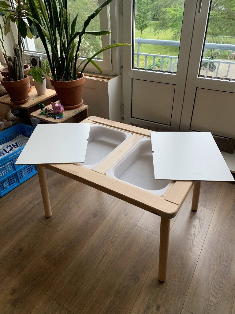 Ikea - Flisat Kindertafel met opbergbakken, Kinderen en Baby's, Kinderkamer | Tafels en Stoelen, Ophalen, Zo goed als nieuw, Tafel(s)