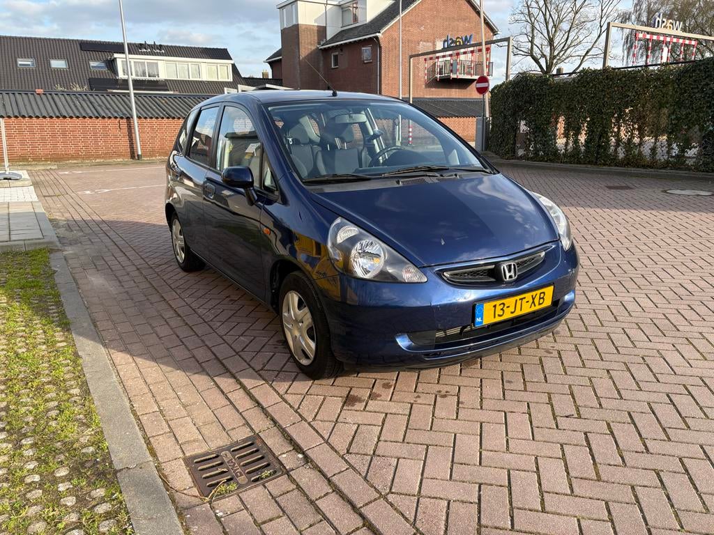 Honda Jazz 1.4 AUT 2002 99.000 km, Auto's, 83 pk, 450 kg, 40 €/maand, 4 cilinders