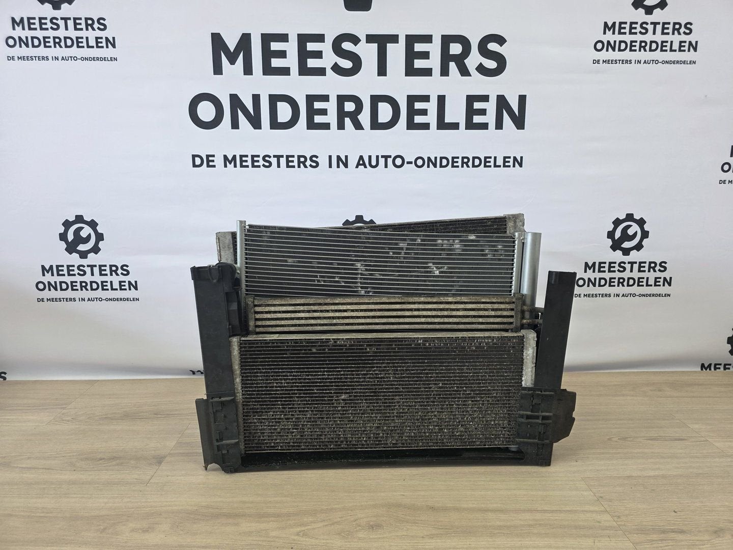BMW 750i Koelerpakket COMPLEET 17117576827, Auto-onderdelen, Motor en Toebehoren, Ophalen, Gebruikt, -, -