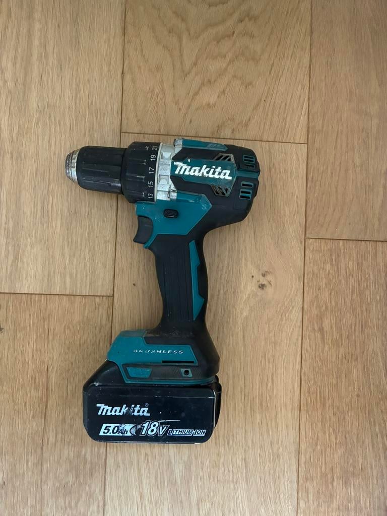 Makita DDF484 18V Accu schroef/boormachine met 5.0Ah accu, Info@makita.de, Makita, Zo goed als nieuw, Rondeboslaan 22