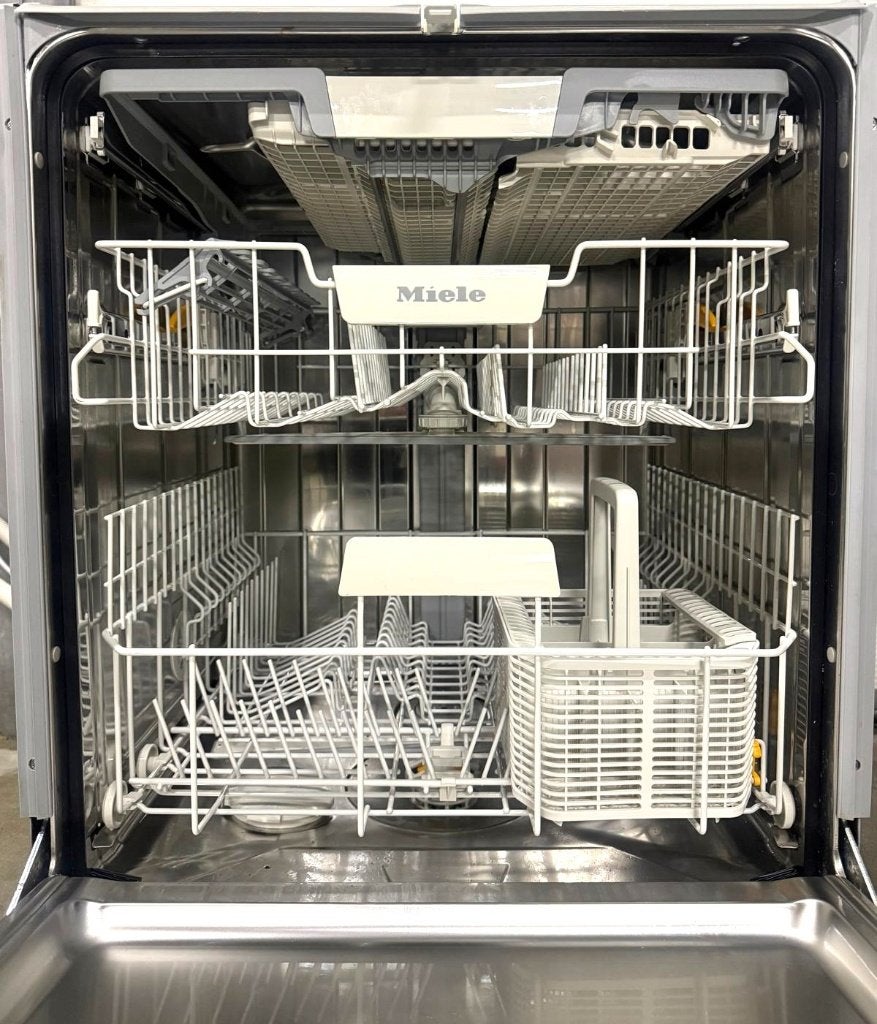Miele vaatwasser QuickPowerWash 3DMultFlex-bestekla uit 2024, Witgoed en Apparatuur, Vaatwasmachines, Ophalen, Minder dan 85 cm