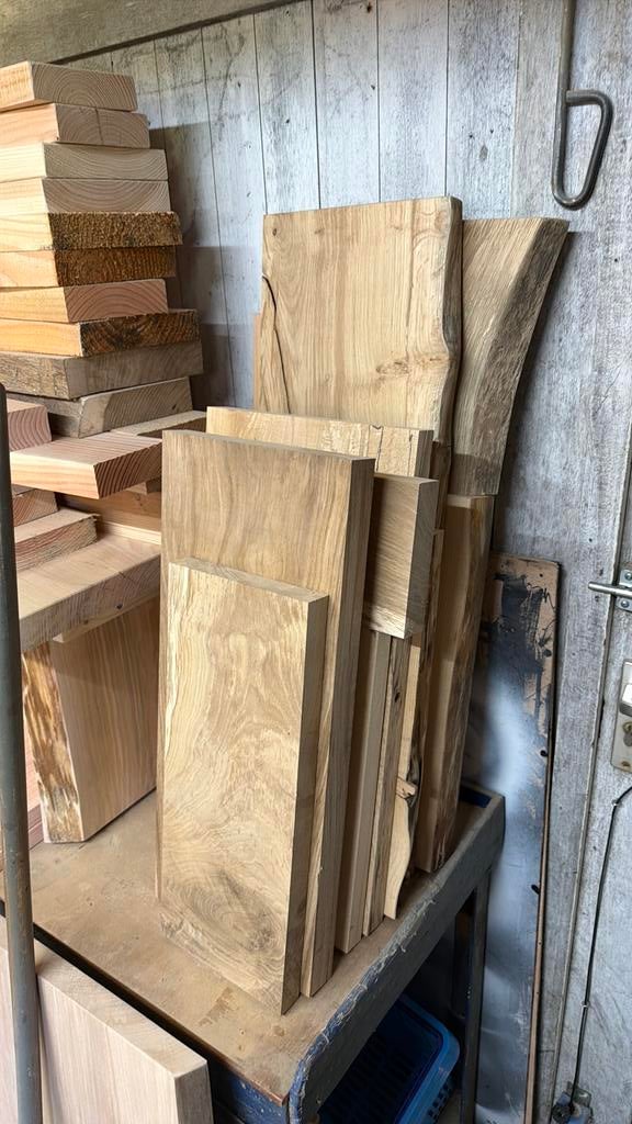 Diverse mooie wandplanken - incl blinde ophanging!, 25 tot 50 mm, Eiken, Nieuw, Ophalen of Verzenden