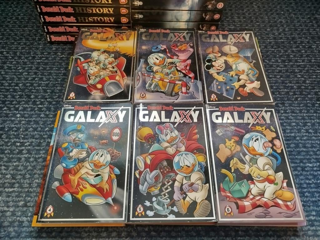 Prachtige complete set Donald Duck pockets Galaxy 1 tot 6, Complete serie of reeks, Ophalen of Verzenden, Zo goed als nieuw, Donald Duck