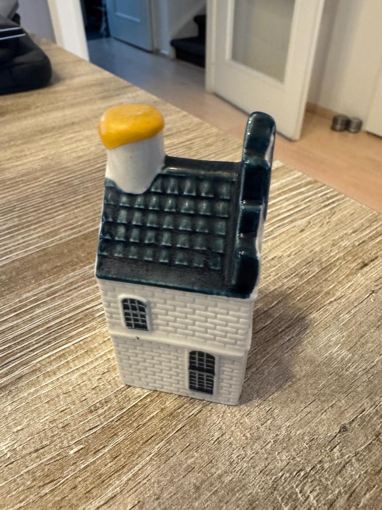 Origineel KLM Delfts blauw huisje nummer 22, Ophalen of Verzenden, Zo goed als nieuw, 21 t/m 40