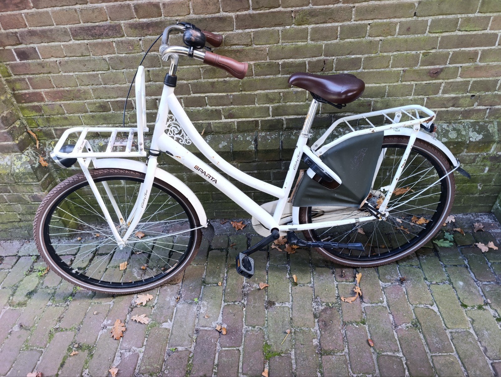 Sparta transportfiets dames wit - Zo goed als nieuw, Sparta, Velgrem, Versnellingen, Ophalen of Verzenden