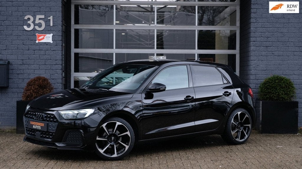 Audi A1 SPORTBACK 30 TFSI S Line edition one S-Line, Auto's, Audi, Automatische klimaatregeling, 116 pk, Zwart, Bedrijf