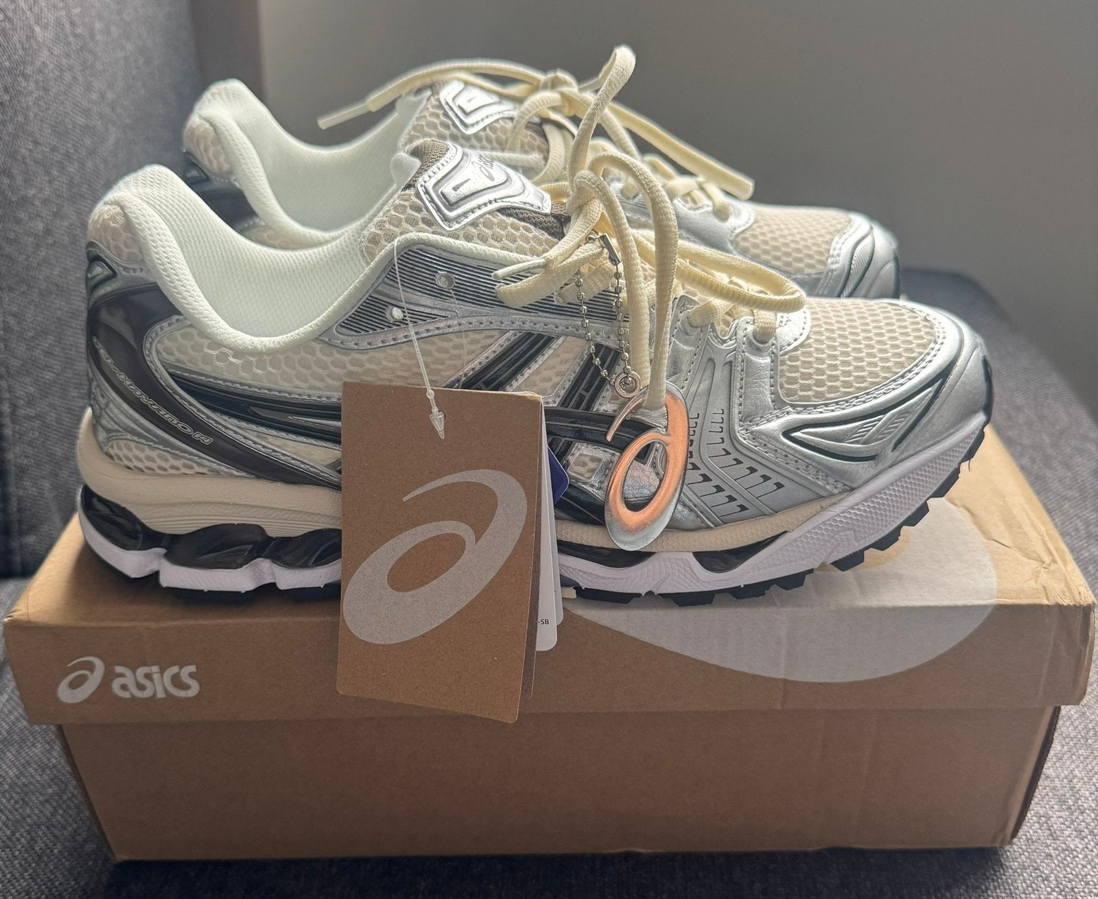 NIEUW Asics Kayano 14 Cream Black, Ophalen of Verzenden, Nieuw
