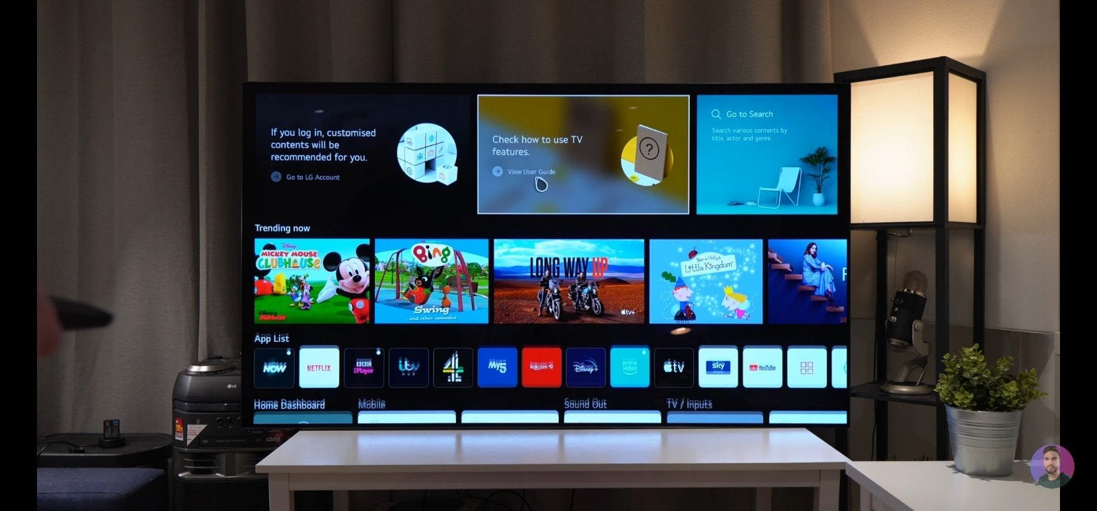 55 inch Oled Philips AMBLIGHT 4K HDR 120HZ fantastisch tv